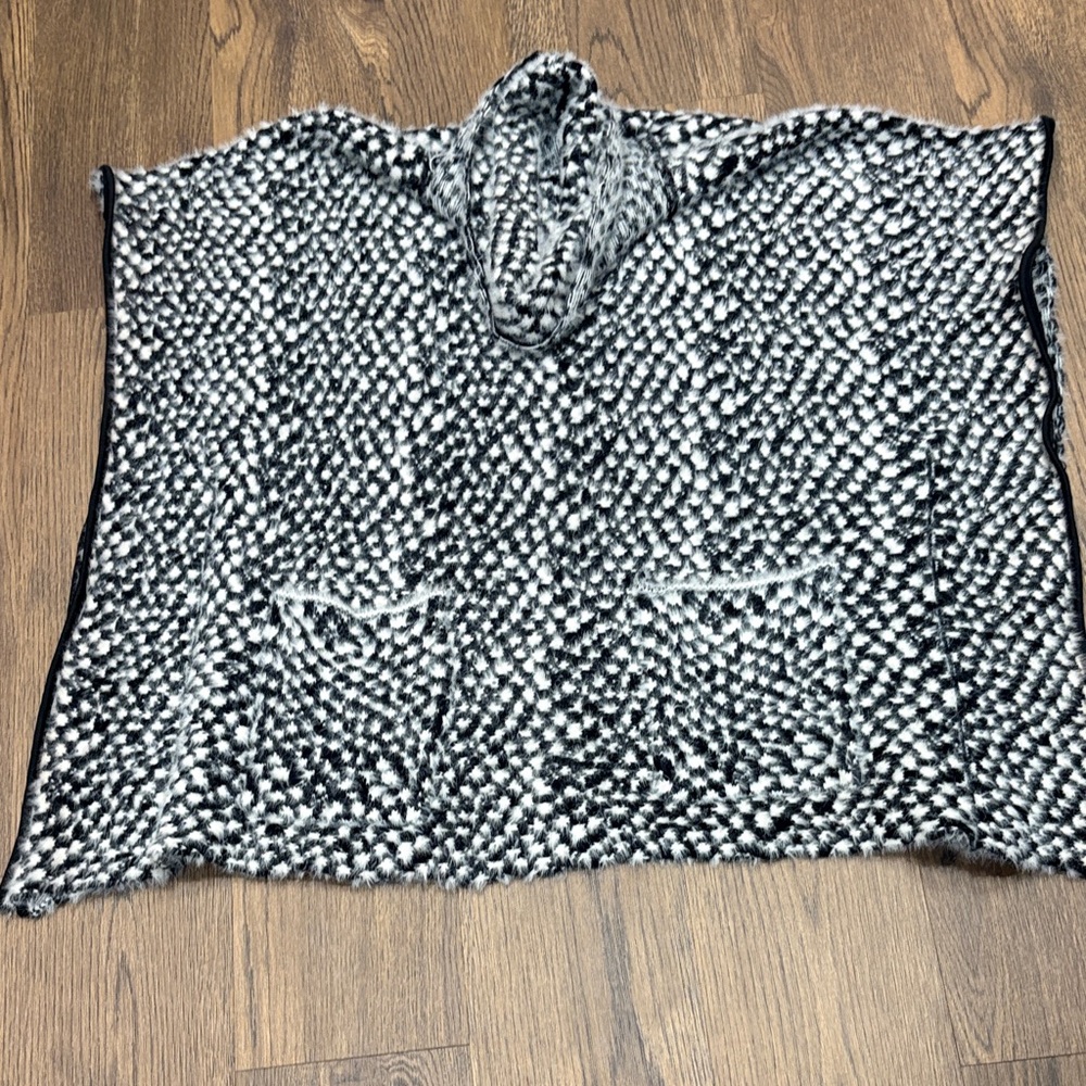 Black and White Knit Poncho